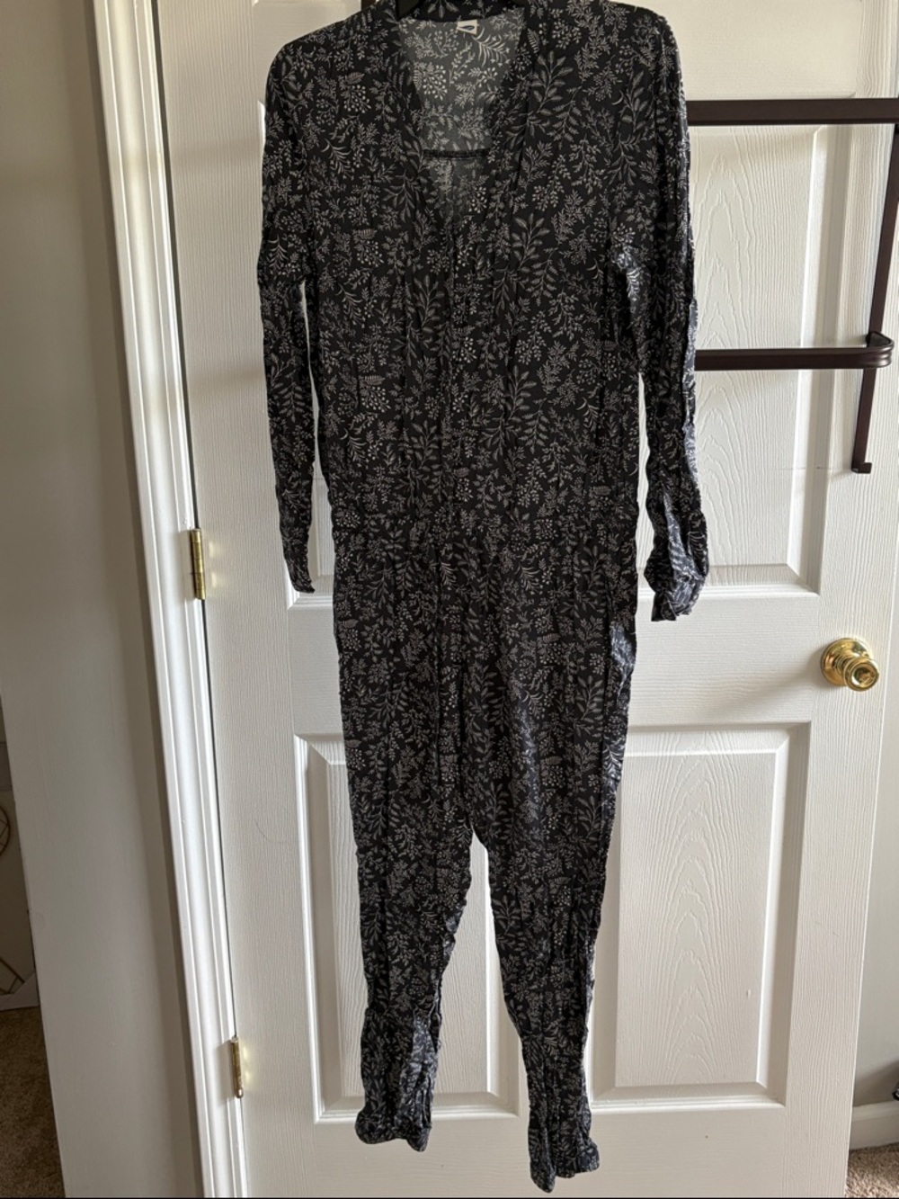 Old Navy Navy Floral Jumpsuit, Medium